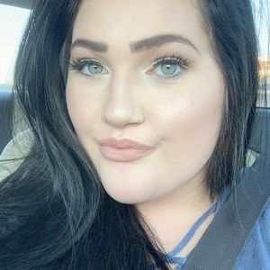 Meet your Posher, Shelby